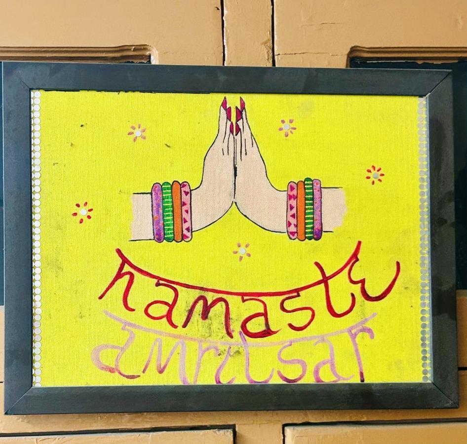 Namaste Amritsar Homestay Luaran gambar